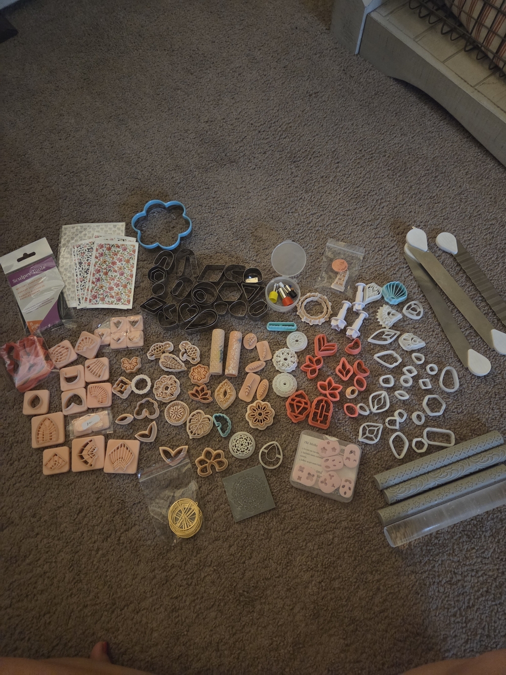 Lot 100+ Assorted Polymer Clay and Cutters Accessories Earring Making Supplies